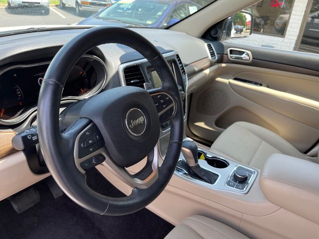 2016 Jeep Grand Cherokee LAREDO | RICHMOND, VA | TK HUGHES 2016 Jeep Grand Cherokee LAREDO | RICHMOND, VA | TK HUGHES