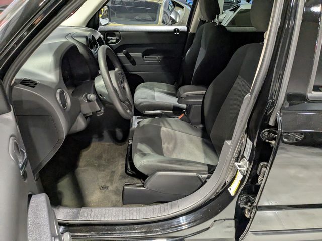 2016 Jeep Patriot Sport | Lake Forest IL | Executive Motor Carz 2016 Jeep Patriot Sport | Lake Forest IL | Executive Motor Carz