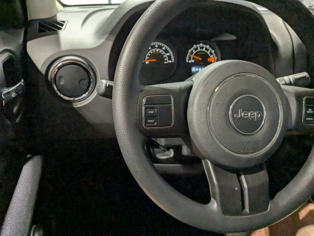 2016 Jeep Patriot Sport | Lake Forest IL | Executive Motor Carz 2016 Jeep Patriot Sport | Lake Forest IL | Executive Motor Carz