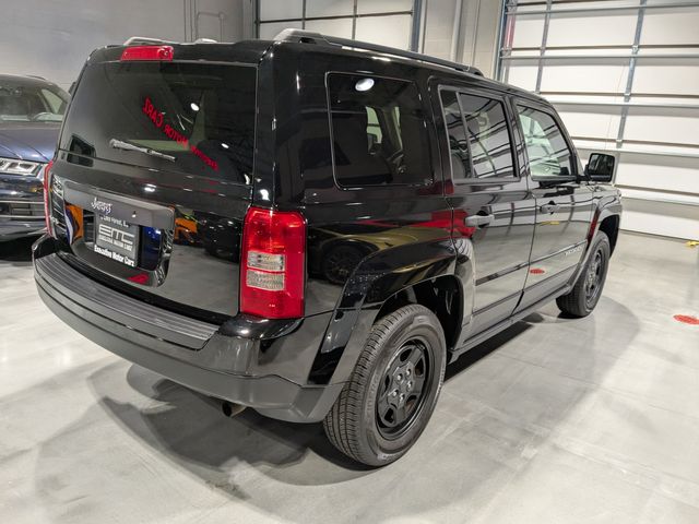 2016 Jeep Patriot Sport | Lake Forest IL | Executive Motor Carz 2016 Jeep Patriot Sport | Lake Forest IL | Executive Motor Carz