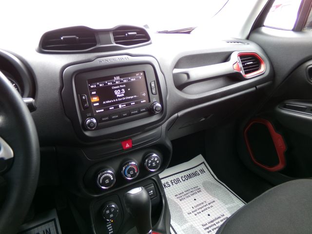 2016 Jeep Renegade 4WD Trailhawk