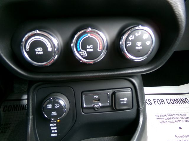 2016 Jeep Renegade 4WD Trailhawk