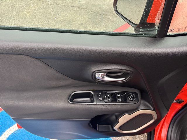 2016 Jeep Renegade Latitude | San Antonio, TX | Clear Choice Automotive South