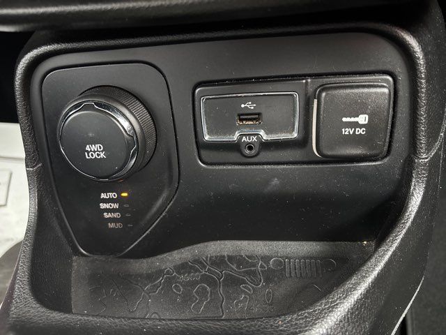 2016 Jeep Renegade Latitude | San Antonio, TX | Clear Choice Automotive South