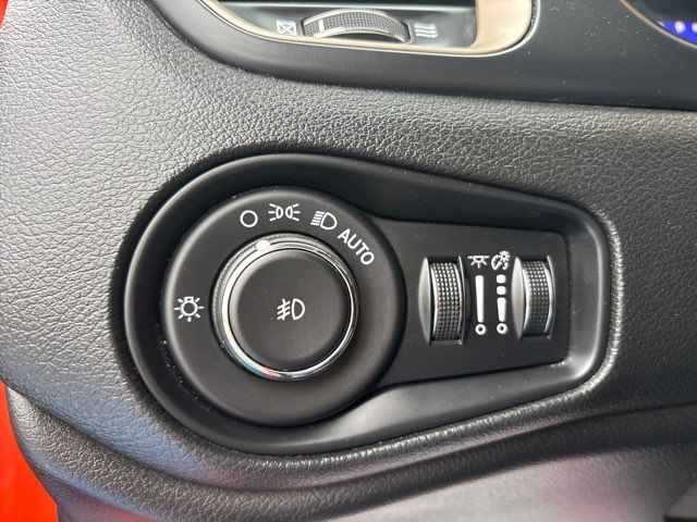 2016 Jeep Renegade Latitude | San Antonio, TX | Clear Choice Automotive South