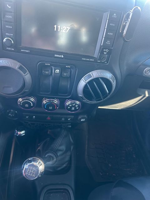 2016 Jeep Wrangler SPORT