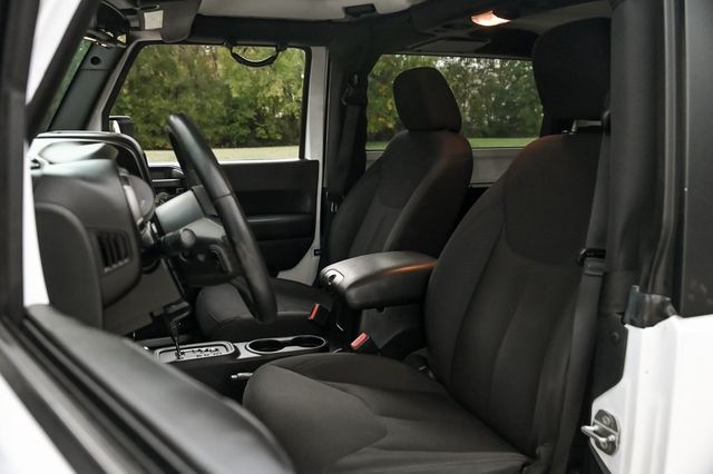 2016 Jeep Wrangler Willys Wheeler 3 Pc Hard Top Alpine Premium W/Sub 2016 Jeep Wrangler Willys Wheeler 3 Pc Hard Top Alpine Premium W/Sub