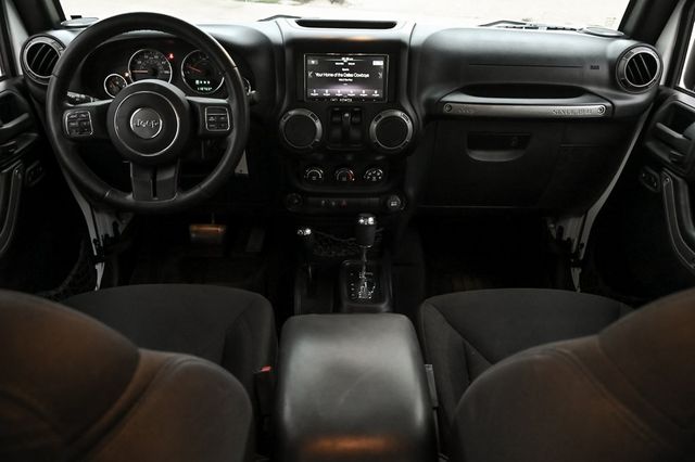 2016 Jeep Wrangler Willys Wheeler 3 Pc Hard Top Alpine Premium W/Sub 2016 Jeep Wrangler Willys Wheeler 3 Pc Hard Top Alpine Premium W/Sub