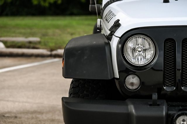 2016 Jeep Wrangler Willys Wheeler 3 Pc Hard Top Alpine Premium W/Sub 2016 Jeep Wrangler Willys Wheeler 3 Pc Hard Top Alpine Premium W/Sub