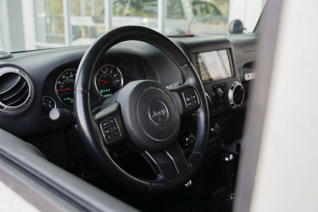 2016 Jeep Wrangler Unlimited Rubicon 4X4 / STARWOOD MOTORS 6.4L HEMI V-8 LOADED | Austin, TX | Rocky Mountain Truck Stop Austin 2016 Jeep Wrangler Unlimited Rubicon 4X4 / STARWOOD MOTORS 6.4L HEMI V-8 LOADED | Austin, TX | Rocky Mountain Truck Stop Austin