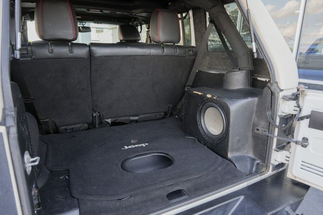 2016 Jeep Wrangler Unlimited Rubicon 4X4 / STARWOOD MOTORS 6.4L HEMI V-8 LOADED | Austin, TX | Rocky Mountain Truck Stop Austin 2016 Jeep Wrangler Unlimited Rubicon 4X4 / STARWOOD MOTORS 6.4L HEMI V-8 LOADED | Austin, TX | Rocky Mountain Truck Stop Austin