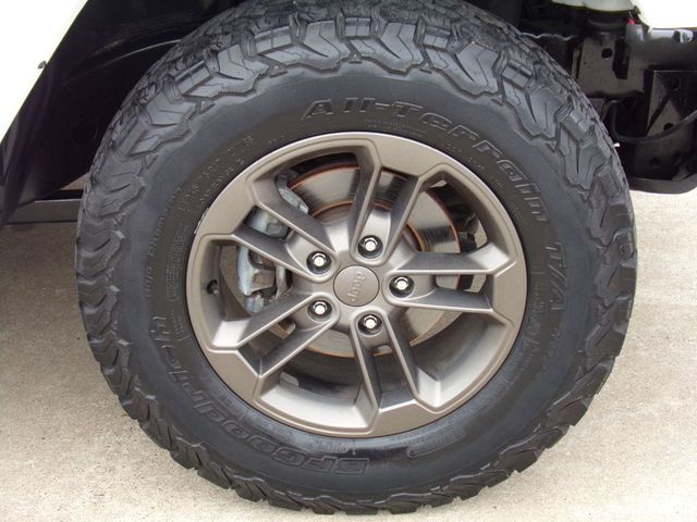 2016 Jeep Wrangler Unlimited SAHARA | Gonzales, TX | West Motors 2016 Jeep Wrangler Unlimited SAHARA | Gonzales, TX | West Motors