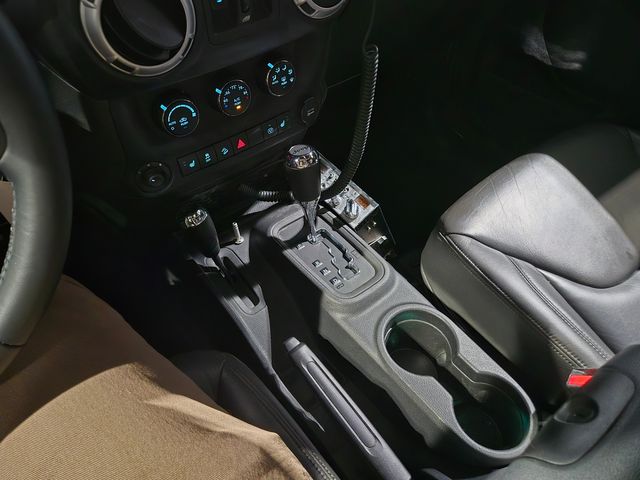 2016 Jeep Wrangler Unlimited Rubicon | Lake Forest IL | Executive Motor Carz