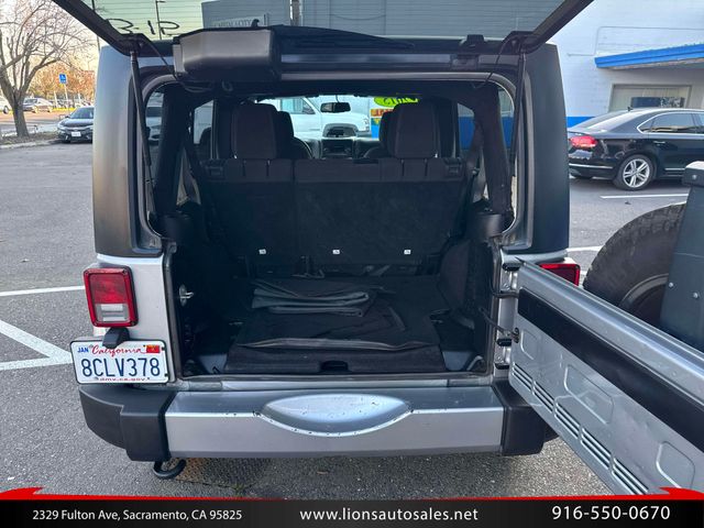 2016 Jeep Wrangler Unlimited Sahara