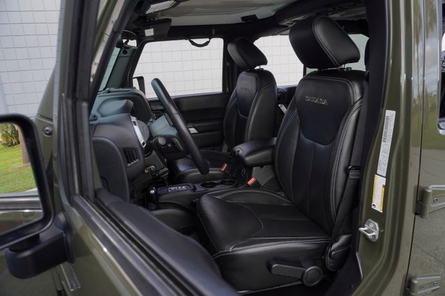 2016 Jeep WRANGLER UNLIMITED SAHARA | Tampa, FL | Florida Auto Sales Group 2016 Jeep WRANGLER UNLIMITED SAHARA | Tampa, FL | Florida Auto Sales Group