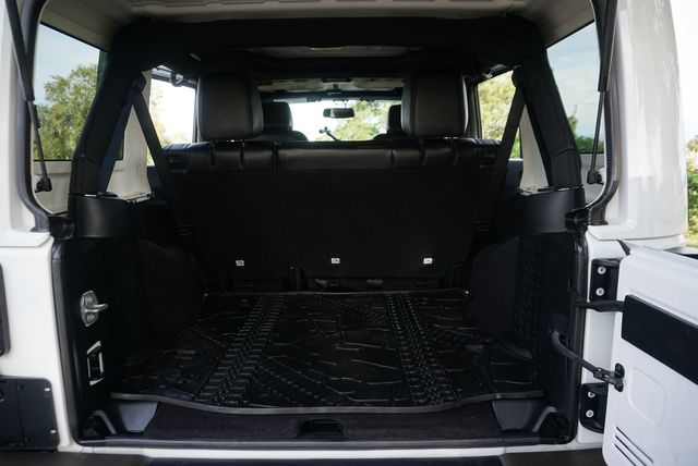 2016 Jeep WRANGLER UNLIMITED SAHARA 75TH ANNIVERSARY | Tampa, FL | Florida Auto Sales Group 2016 Jeep WRANGLER UNLIMITED SAHARA 75TH ANNIVERSARY | Tampa, FL | Florida Auto Sales Group