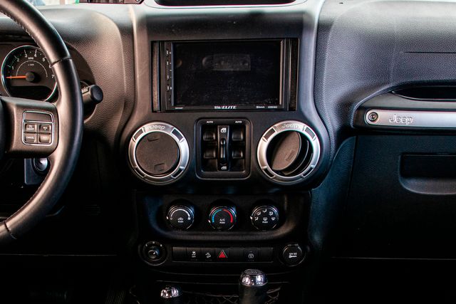 2016 Jeep Wrangler Unlimited Rubicon | Van Nuys, CA | Stellar Auto INC.