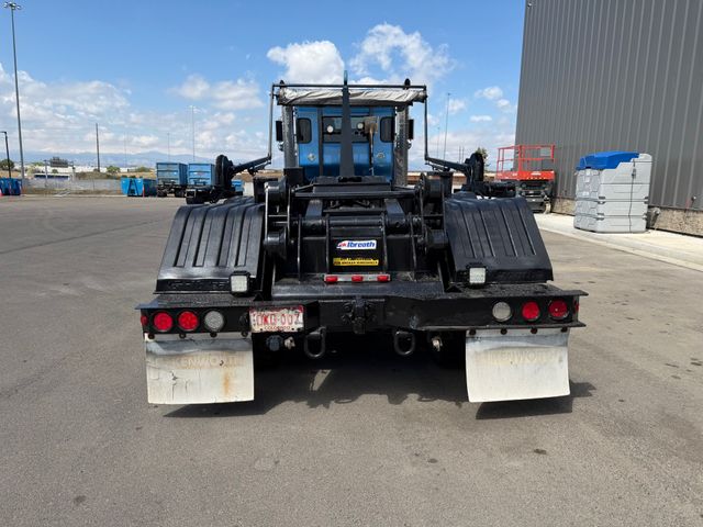 2016 Kenworth T800  Hooklift Roll Off Truck 