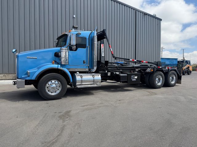 2016 Kenworth T800  Hooklift Roll Off Truck 