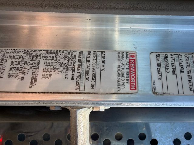 2016 Kenworth T800  Hooklift Roll Off Truck 