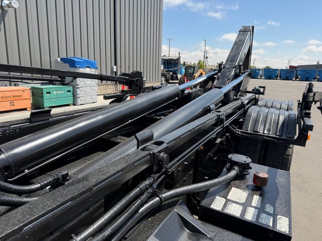 2016 Kenworth T800  Hooklift Roll Off Truck 