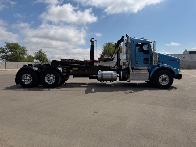 2016 Kenworth T800