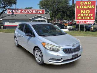2016 Kia Forte 5-Door LX | San Antonio, TX | Texas Auto Save in San Antonio, TX 78233