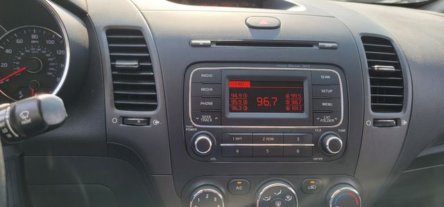 2016 Kia Forte LX | Arlington, TX | Tray Rogers dba Southwest Collision Center   