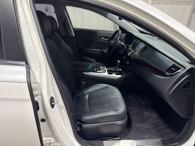 2016 Kia K900 Premium V6 2016 Kia K900 Premium V6