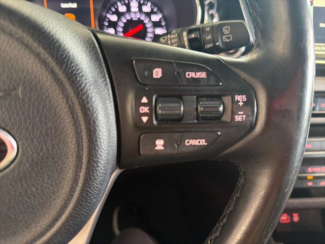 2016 Kia Sedona Limited | Rome, GA | Knight's Car Store 2016 Kia Sedona Limited | Rome, GA | Knight's Car Store