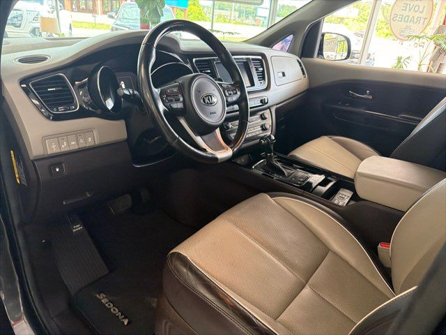 2016 Kia Sedona Limited | Rome, GA | Knight's Car Store 2016 Kia Sedona Limited | Rome, GA | Knight's Car Store