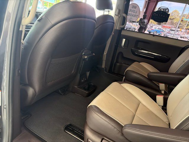 2016 Kia Sedona Limited | Rome, GA | Knight's Car Store