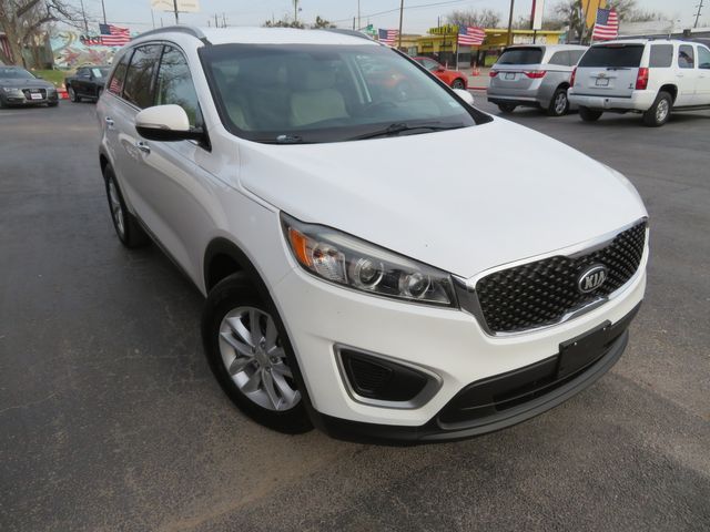 2016 Kia Sorento LX w/ Leather