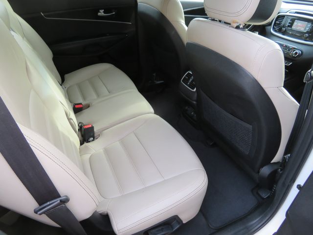 2016 Kia Sorento LX w/ Leather