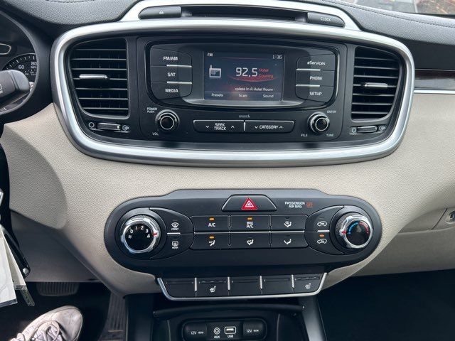 2016 Kia Sorento LX