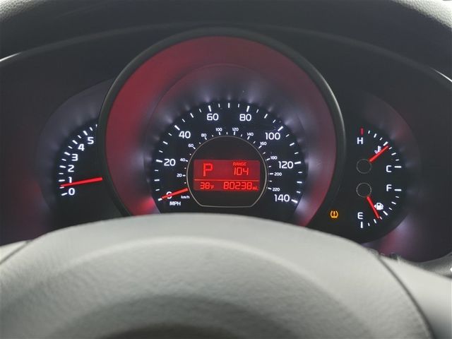 2016 Kia Soul + 2016 Kia Soul +