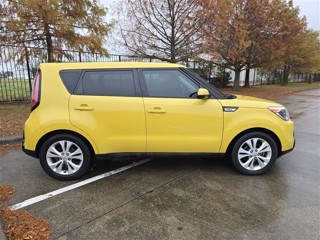 2016 Kia Soul + 2016 Kia Soul +