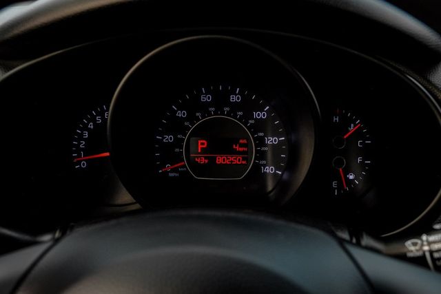 2016 Kia Soul + 2016 Kia Soul +