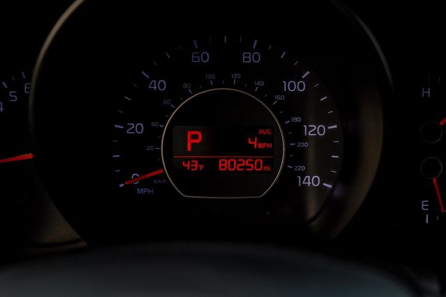 2016 Kia Soul + 2016 Kia Soul +