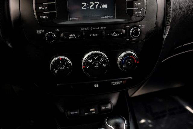 2016 Kia Soul + 2016 Kia Soul +