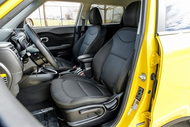 2016 Kia Soul + 2016 Kia Soul +