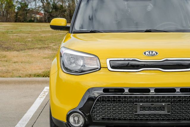 2016 Kia Soul + 2016 Kia Soul +