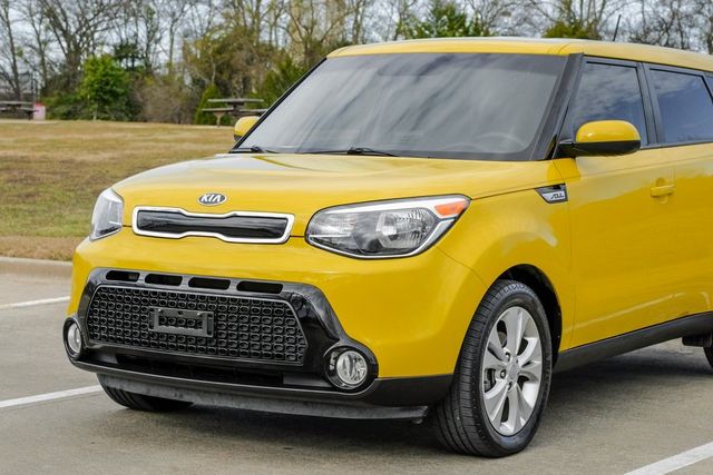 2016 Kia Soul + 2016 Kia Soul +