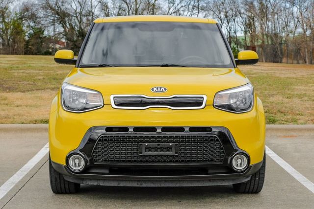 2016 Kia Soul + 2016 Kia Soul +