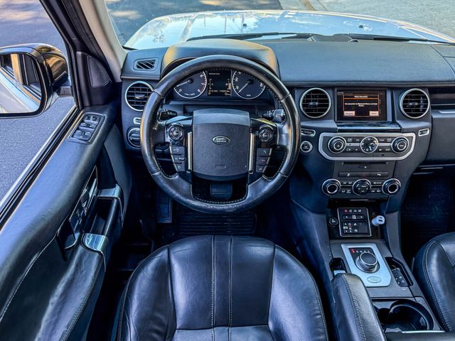 2016 Land Rover LR4 HSE | Agoura Hills, CA | SoCal Auto Group 2016 Land Rover LR4 HSE | Agoura Hills, CA | SoCal Auto Group