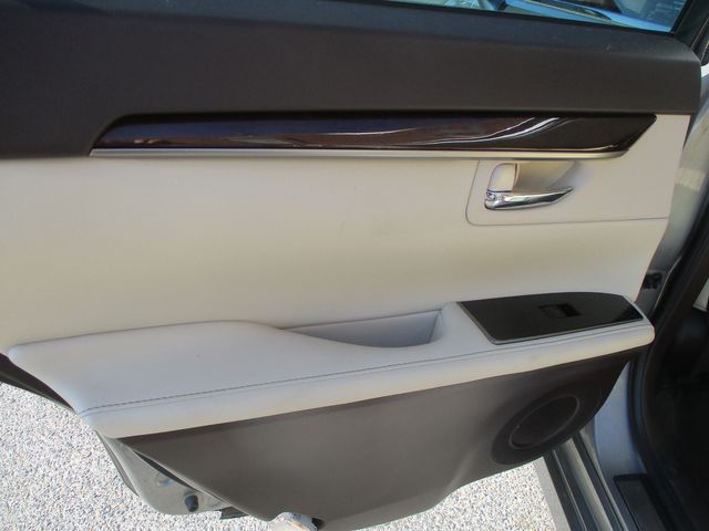 2016 Lexus ES 350 Base