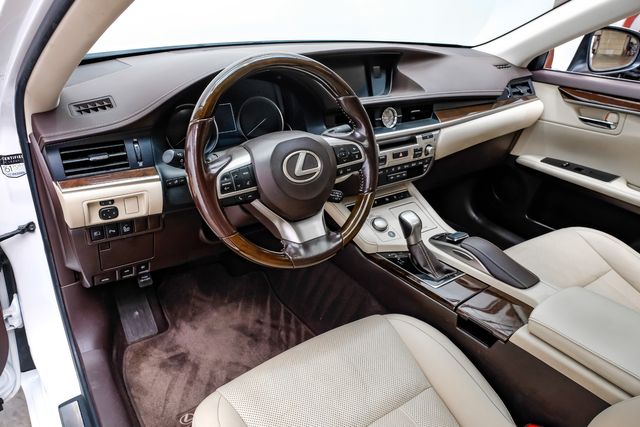 2016 Lexus ES 350 Base