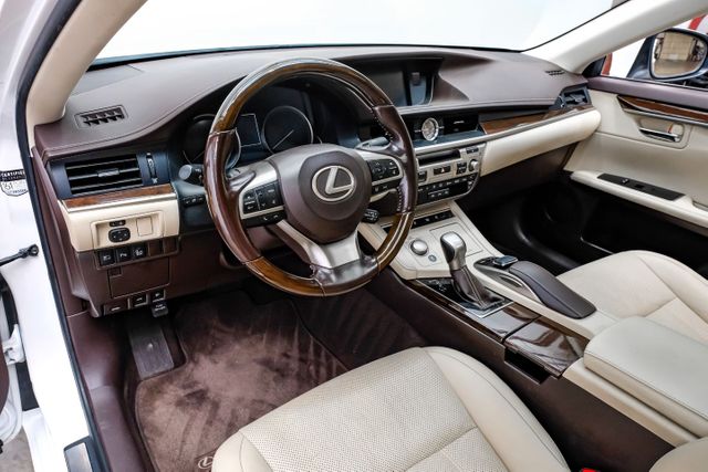 2016 Lexus ES 350 Base