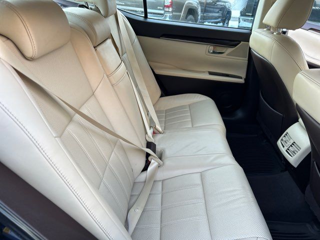 2016 Lexus ES 350 Base