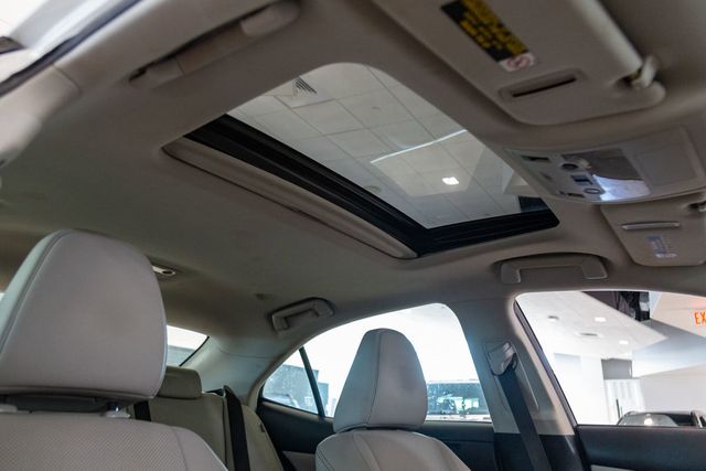 2016 Lexus IS 200t Premium Package